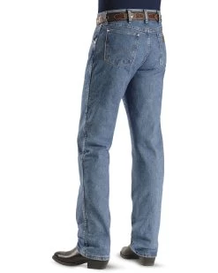 Wrangler Men's 47MWZ Premium Performance Cowboy Cut Regular Fit Prewashed Jeans