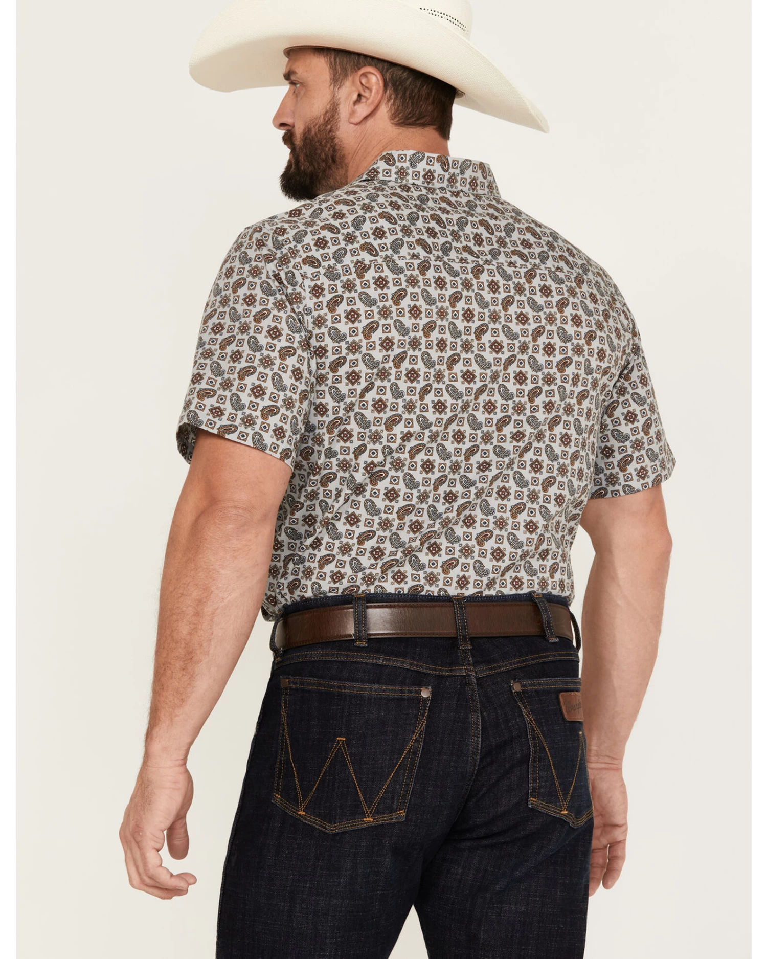 Gibson Men's Brightwood Paisley Print Short Sleeve Button-Down Western Shirt - Image 3